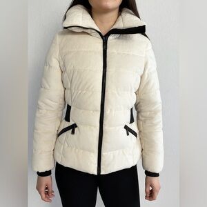 Laundry By Shelli Segal Off White Puffer Jacket with Hood and Pockets Medium